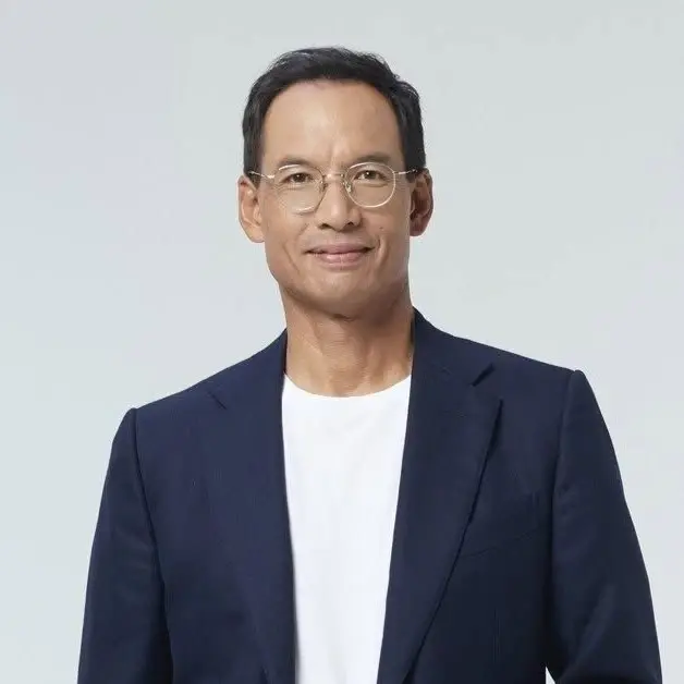 นายกรณ์ จาติกวณิช
