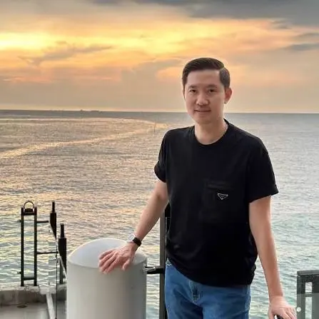  "บอย ท่าพระจันทร์" 
