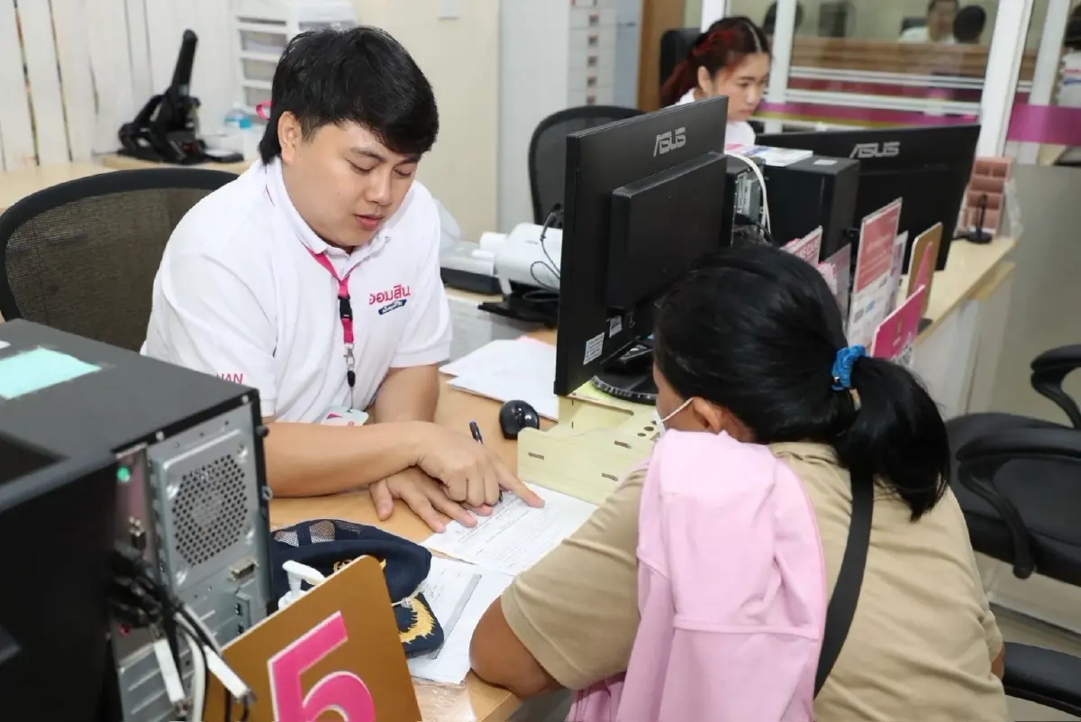 ธนาคารออมสิน เร่งจ่ายเงินช่วยเหลือผู้ประสบภัยน้ำท่วม จ.น่าน