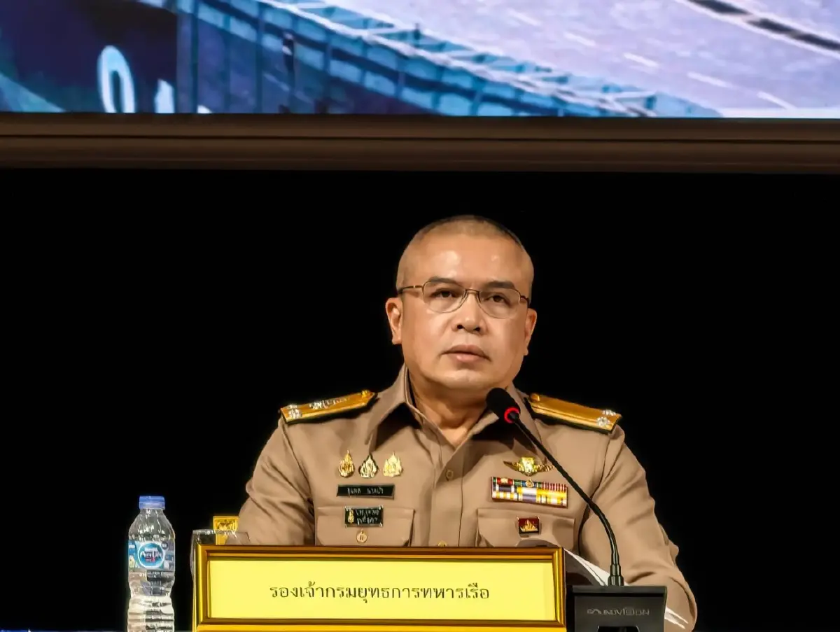 พลเรือตรี จุมพล นาคบัว รองเจ้ากรมยุทธการ