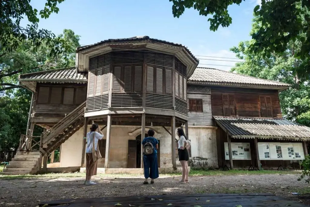 ยลเสน่ห์ "9 ย่านวัฒนธรรมลำปาง" มรดกทรงคุณค่า พลิกโฉมเมืองรองสู่เศรษฐกิจสร้างสรรค์