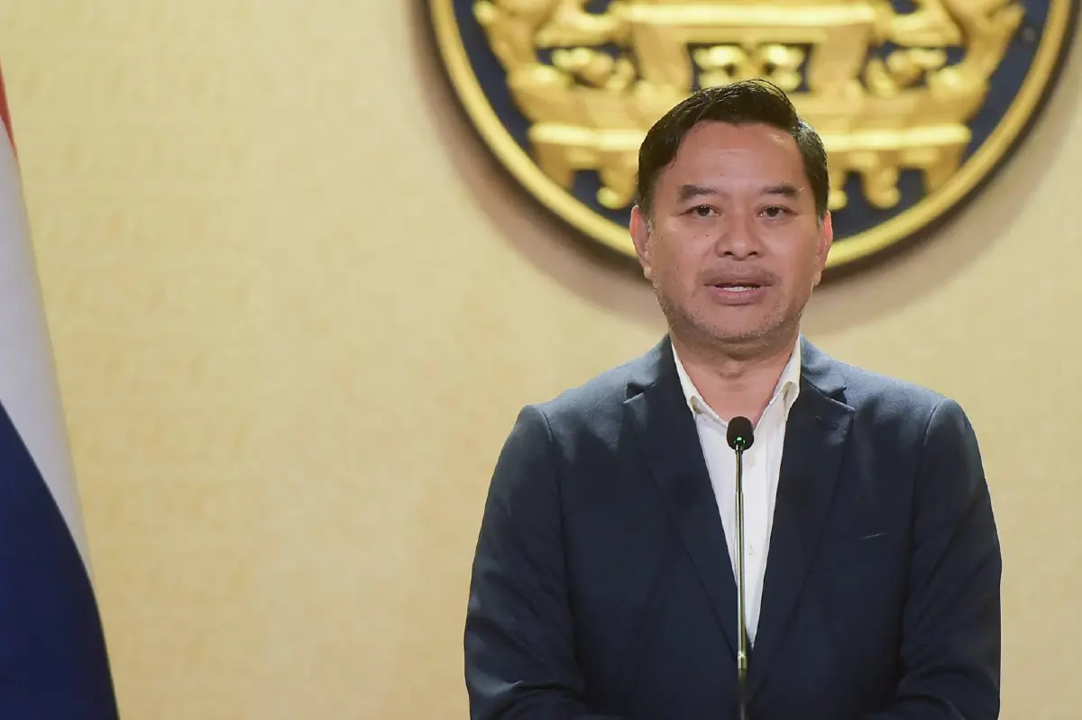 เอกภพ เพียรพิเศษ โฆษกประจำสำนักนายกรัฐมนตรี 