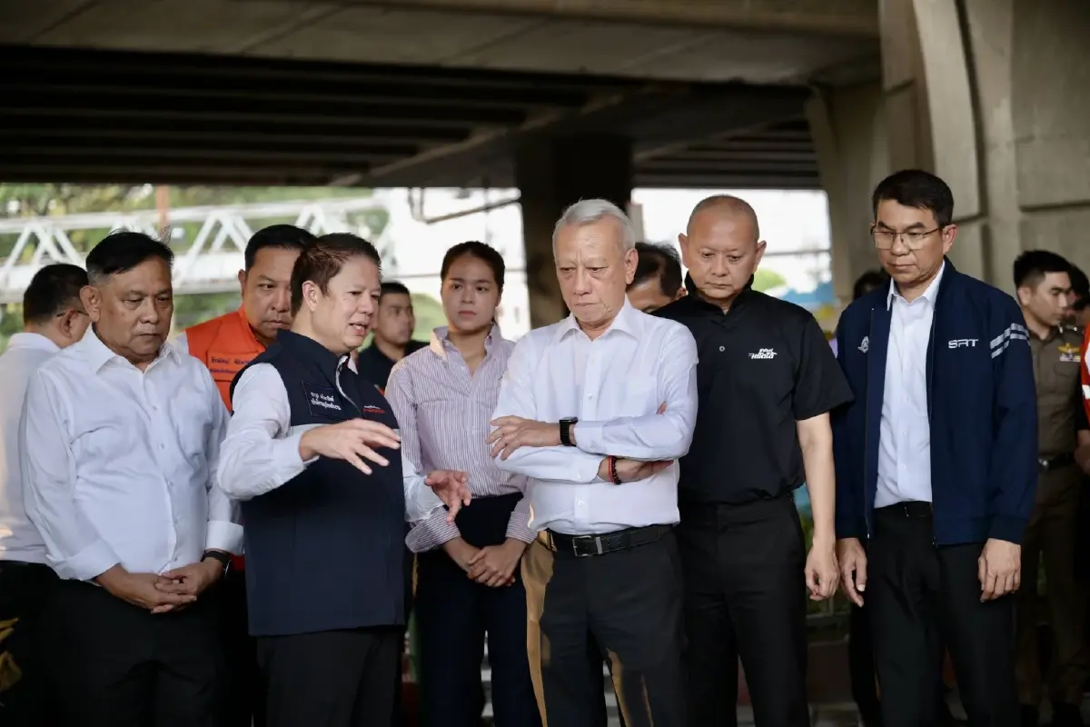 "พิพัฒน์" เผยเหตุ "น้ำมันรั่ว" พระราม 3 แค่ "รอยซึม-ไอระเหยต่ำ" มั่นใจควบคุมสถานการณ์ได้ โยน "ผู้ว่าฯ กทม." ชี้ขาดอพยพ