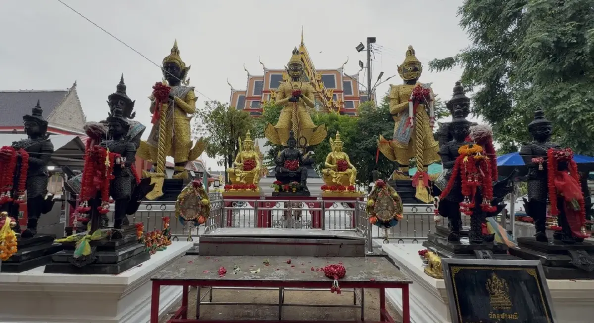 เพจดังเปิดดรามาใหม่สาดซ้ำวัดดังอัมพวา "ไวยาวัจกร-ศิษย์วัด" ออกโรงโต้