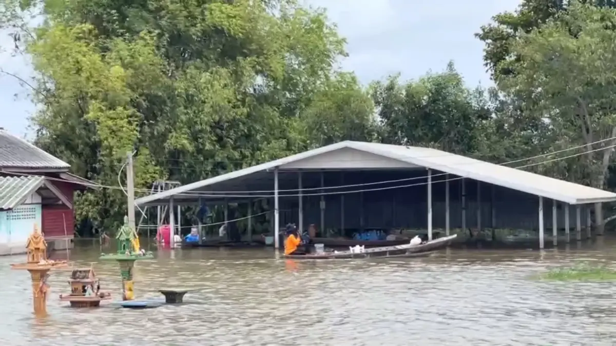 "แม่น้ำท่าจีน" ทะลัก! “นครปฐม” ประกาศเขตภัยพิบัติ 3 อำเภอ
