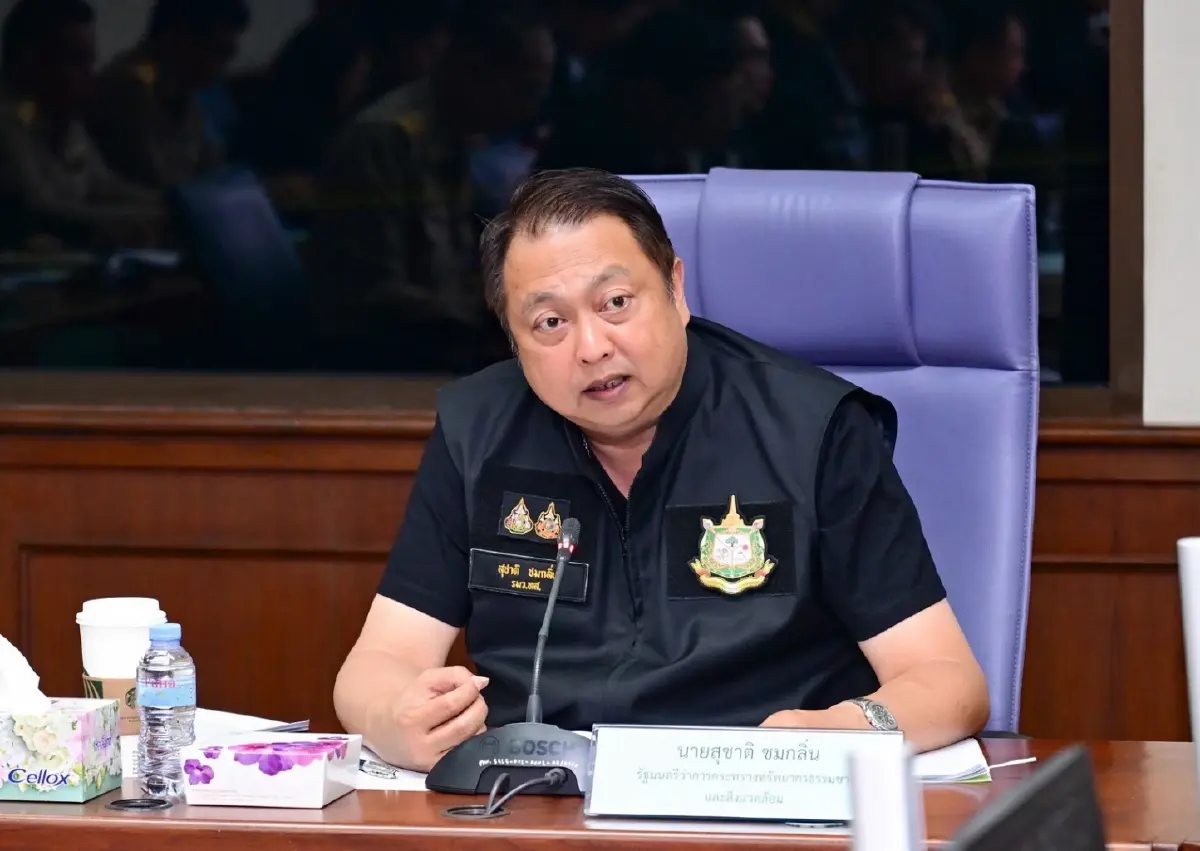"สุชาติ"สั่งกรมทะเลเร่งตรวจสอบน้ำเสียชายหาดชะอำใต้