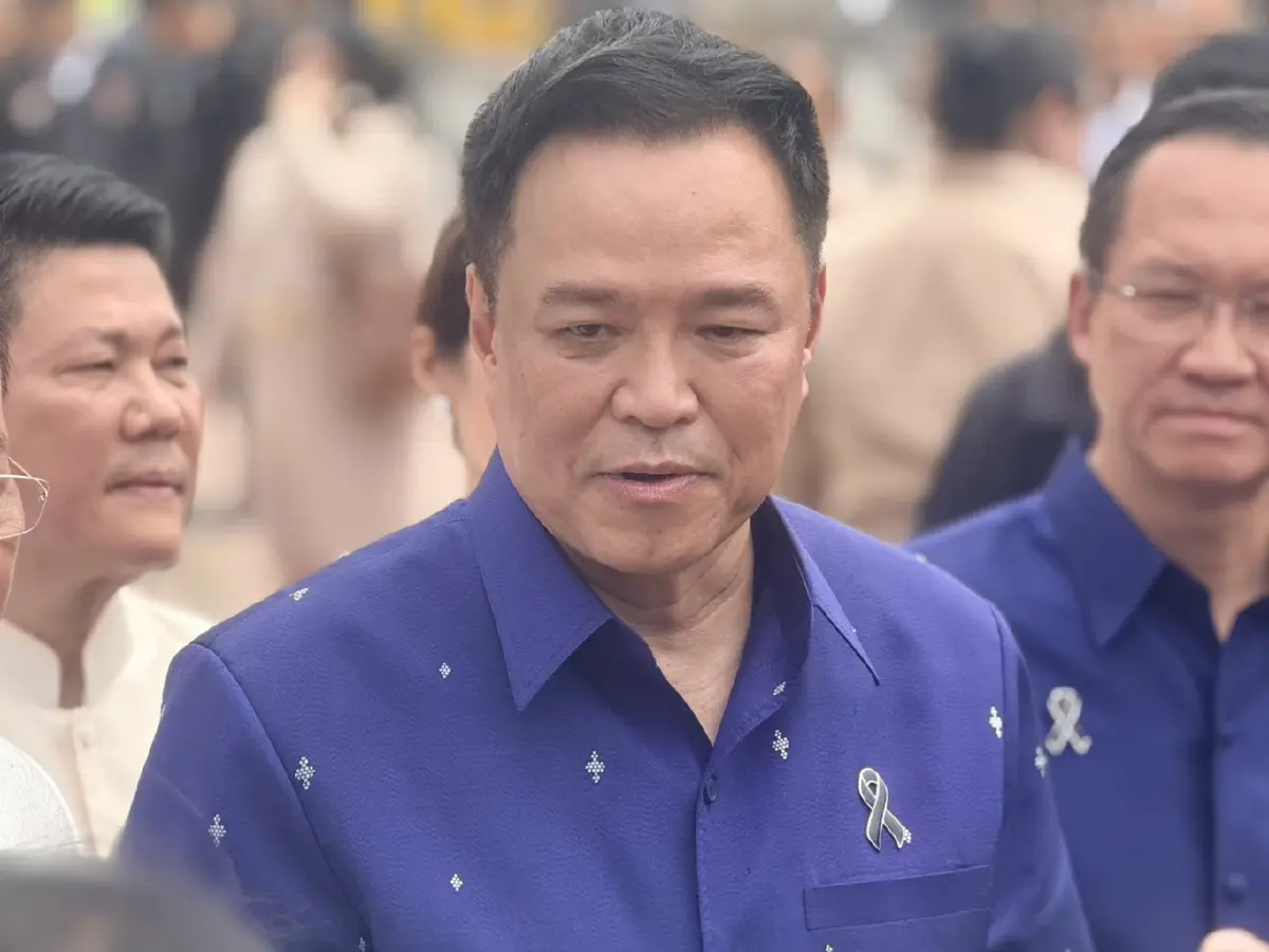 นายอนุทิน ชาญวีรกูล นายกรัฐมนตรี