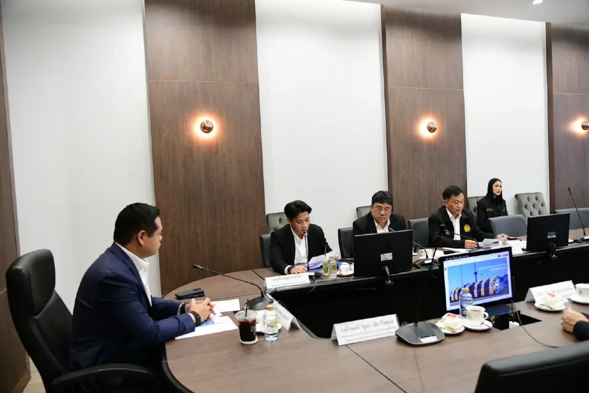สรรเพชญ แก้รถติดท่าเรือแหลมฉบัง ลุย 3 ระยะดันโลจิสติกส์ไทย