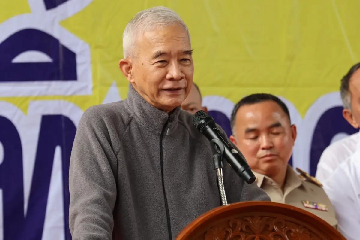 “สุวัจน์” ชี้งานซิกโกวคนแห่รับทานนับหมื่น สะท้อนเศรษฐกิจรากหญ้าเดือดร้อน