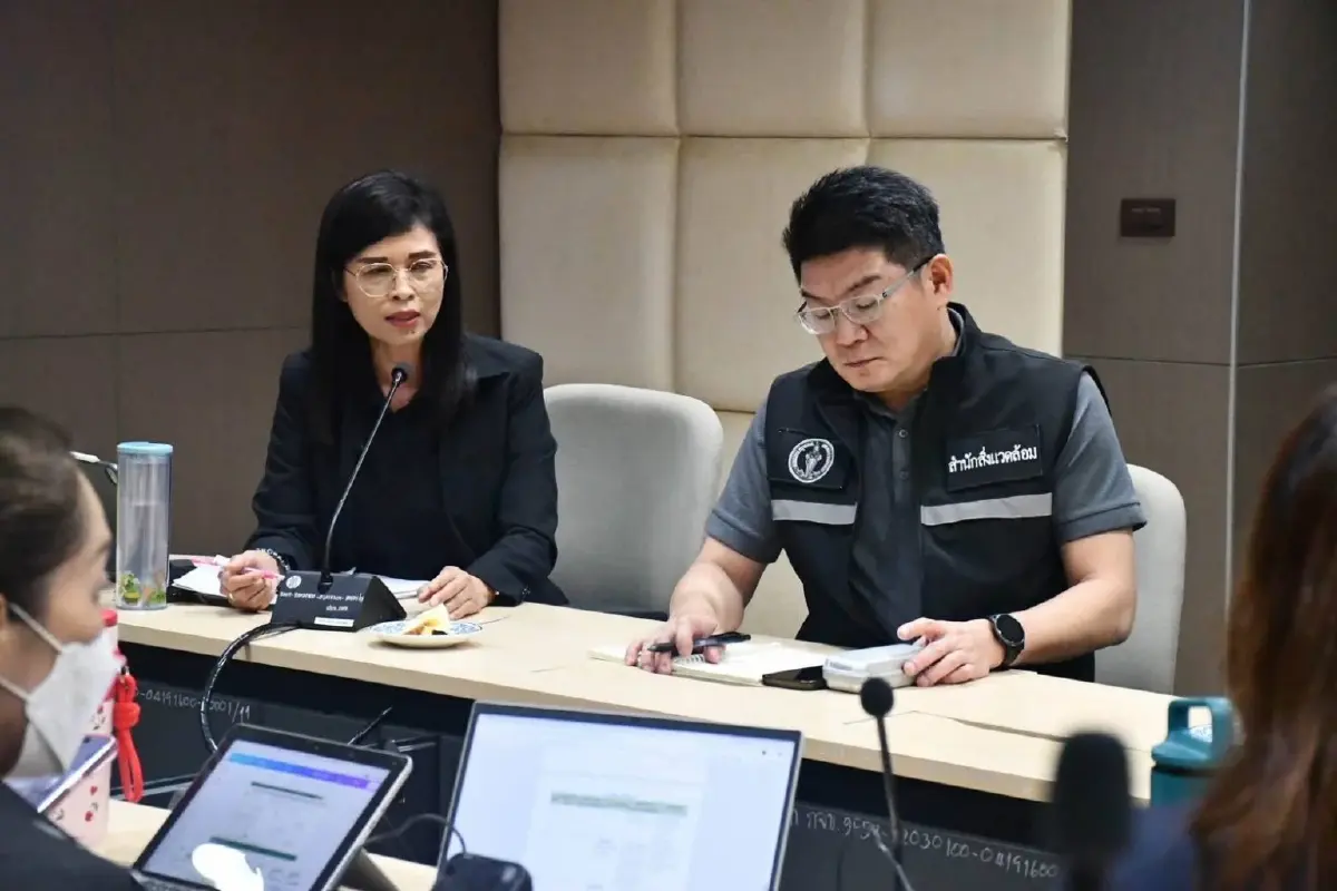 กทม. กางแผนด่วน เคลียร์ขยะน้ำท่วม 3 ระยะ ปรับแผนตามระดับน้ำ สกัดเชื้อโรค-ลุย Big Cleaning หลังน้ำลด