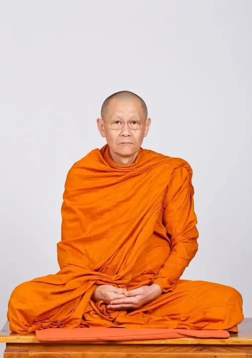 ประวัติ “หลวงพ่ออติโชติ” เจ้าอาวาสวัดดัง ต้นตำรับ "เหรียญเหนือดวง" ราคาทะลุหลักแสน-ล้านบาท