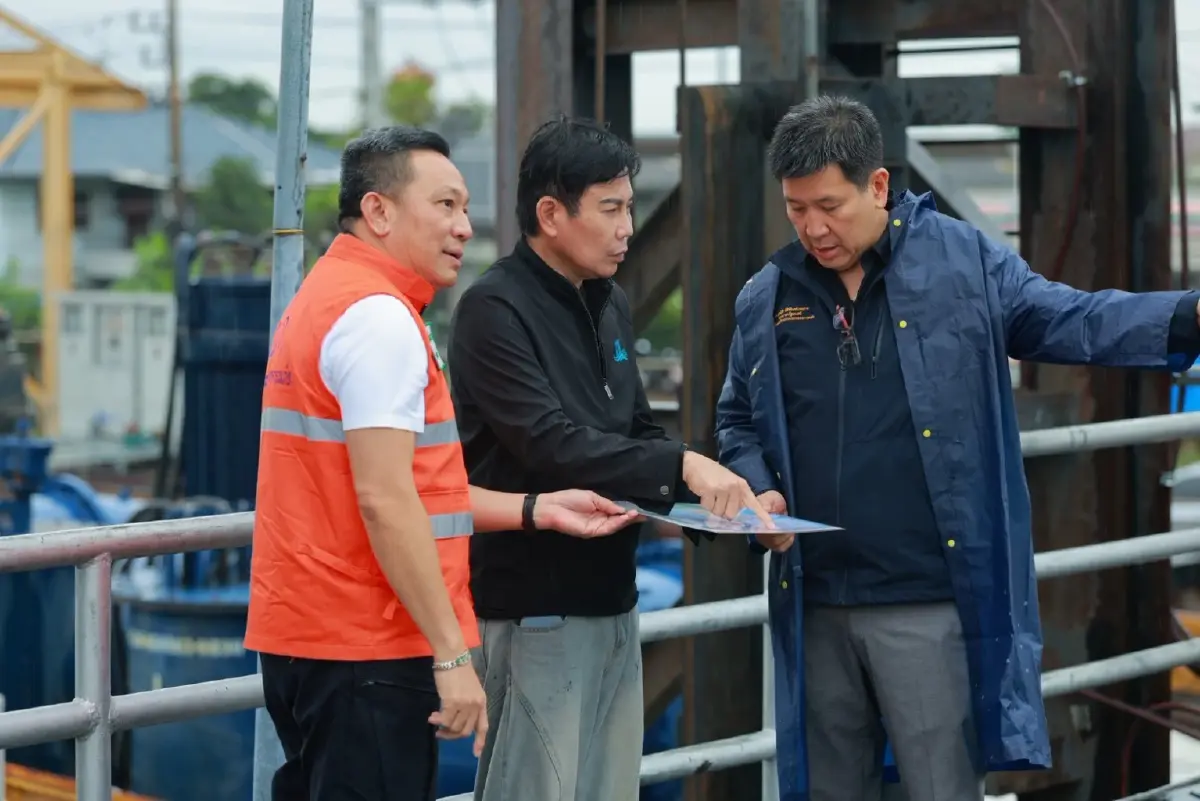 รองนายกฯ เดินเครื่องสูบน้ำคลองรังสิตเต็มสูบ-ลดน้ำเหนือซ้ำ กทม.