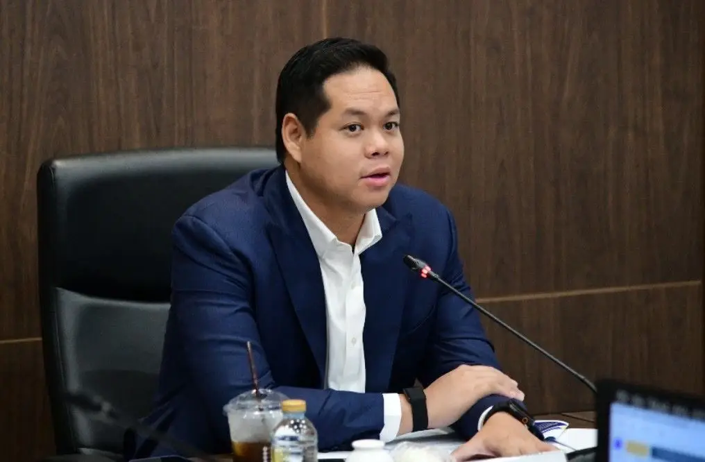 นายสรรเพชญ บุญญามณี รัฐมนตรีช่วยว่าการกระทรวงคมนาคม
