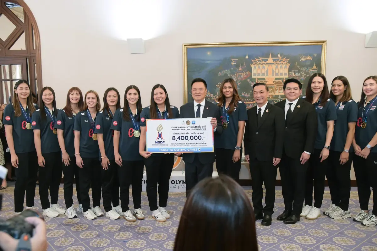 ตัวมัมสุดปัง! "นายกฯ" เปิดทำเนียบเลี้ยงต้อนรับ "วอลเลย์บอลสาวไทย" พร้อมลุย "โอลิมปิก 2028" พร้อมโชว์โอนเงินสด 14 ล้าน เข้าบัญชีเรียลไทม์