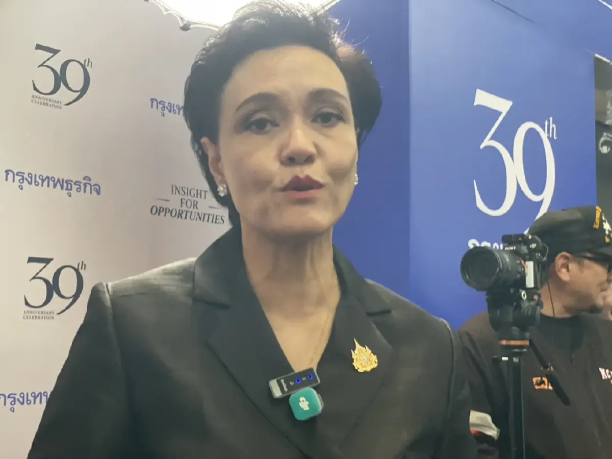 นางศุภจี สุธรรมพันธุ์ รองนายกรัฐมนตรีและรัฐมนตรีว่าการกระทรวงพาณิชย์