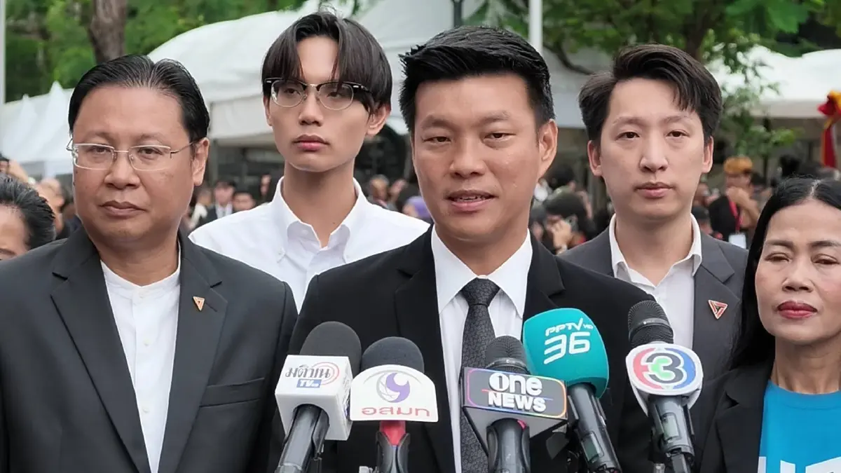 "เท้ง" เชื่อมือ "โรม" มีหลักฐานปม "สามี สส.ไอเดียร์" เอี่ยวทุนเทา ย้อนถามซีกรัฐบาล จัดการคนในสังกัดอย่างไร