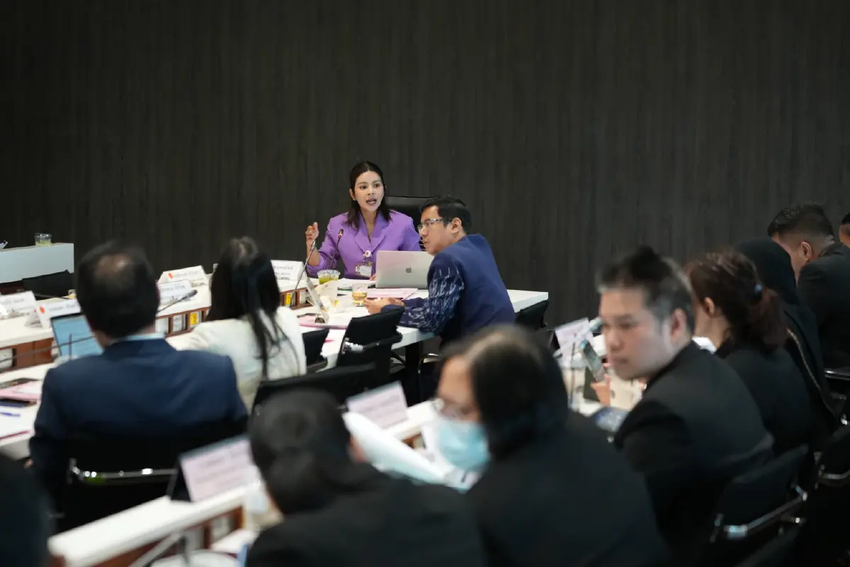 กมธ.ถกปฏิรูป Thai PBS ปชน.ยื่นร่างประกบ ย้ำสื่อสาธารณะ