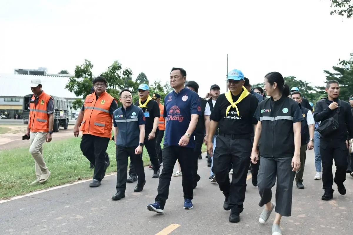 "รมว.พัฒนา - ปลัดสมฤกษ์" ร่วมคณะ "อนุทิน" ลงพื้นที่ ปราจีนบุรี เยี่ยม รพ.สนามค่ายจักรพงษ์