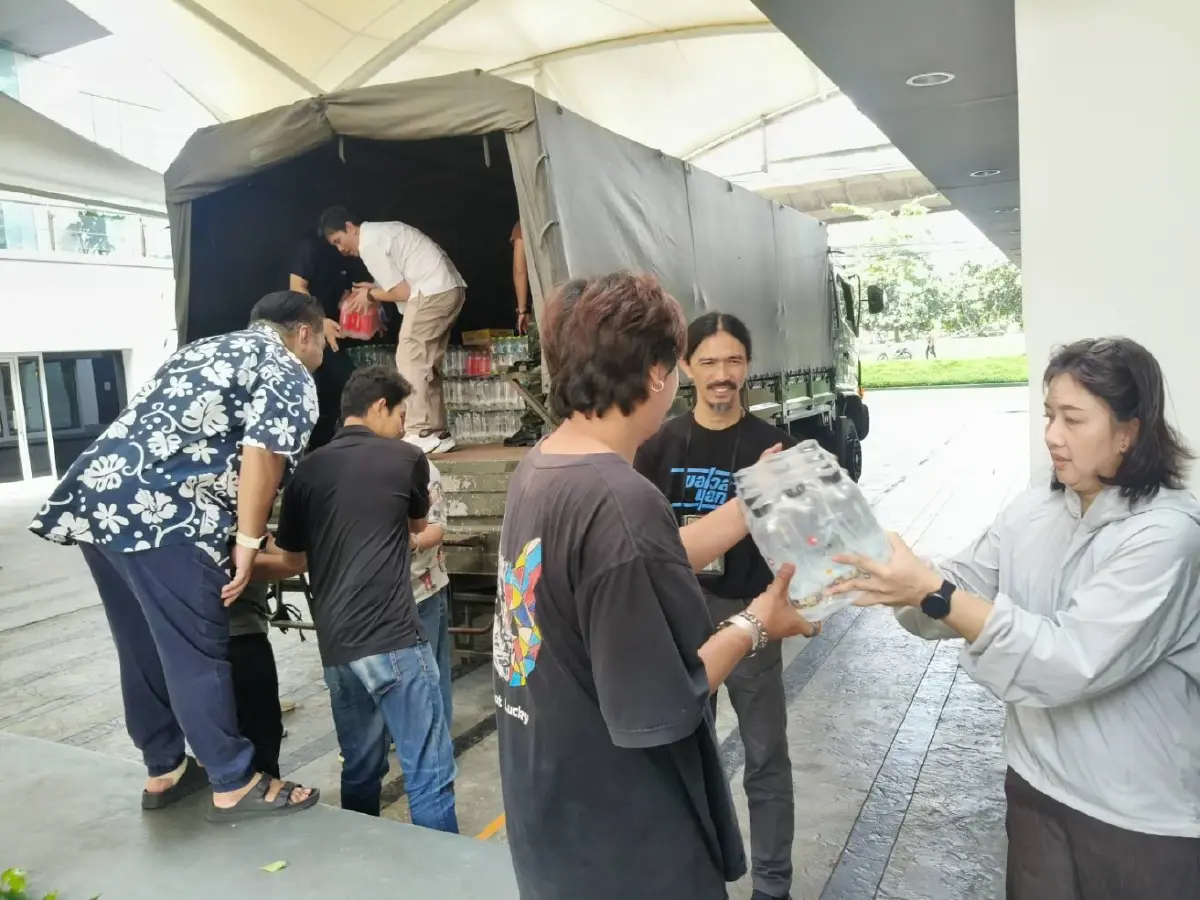 "มูลนิธิเนชั่น-กองทัพภาคที่ 1" ส่งมอบสิ่งของช่วยน้ำท่วม "ปราจีนบุรี - จ.ฉะเชิงเทรา" ช่วยเหลือผู้ประสบภัย