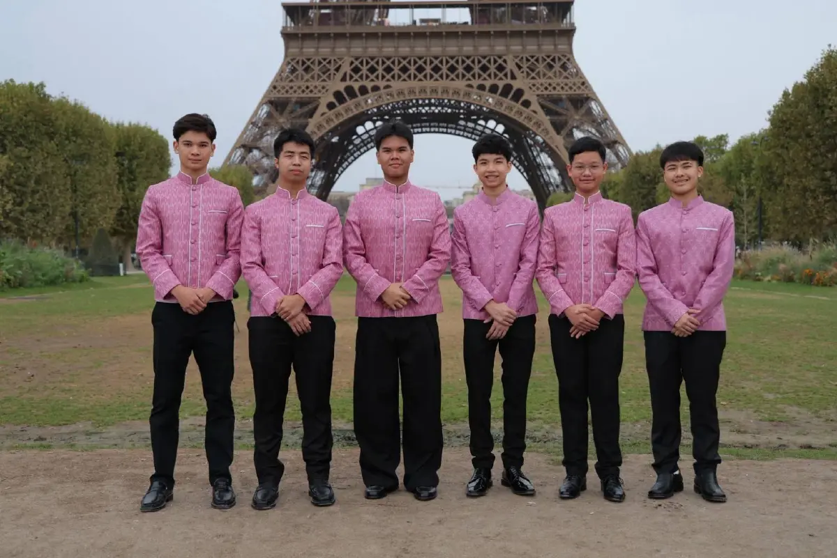 12 เยาวชนไทย สวมชุดไทยพระราชนิยมโชว์วิสัยทัศน์เวที UN