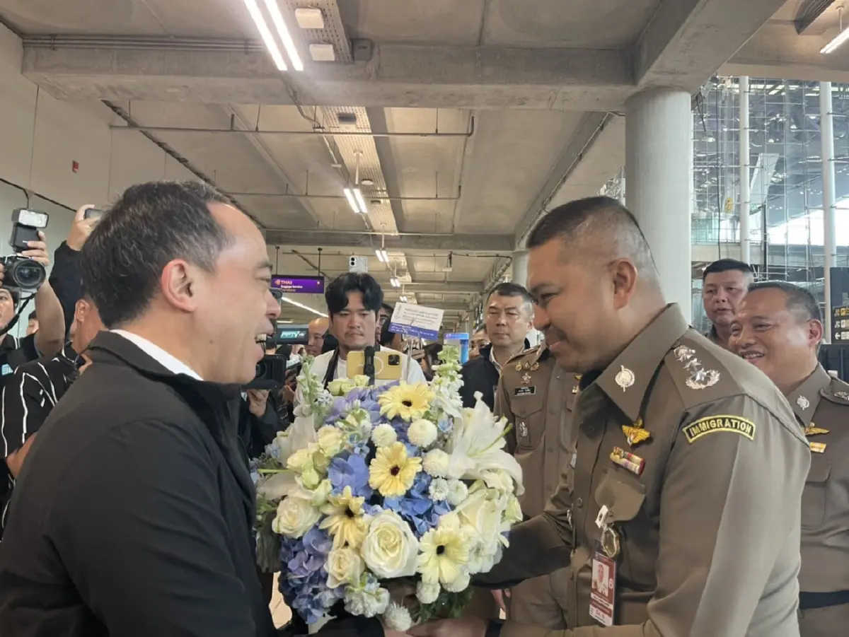 ผบช.สตม.ร่วมกับสุวรรณภูมิ ตั้งศูนย์วันสต็อปเซอร์วิส รับแจ้งปัญหา รวมถึงกระเป๋าตกค้าง