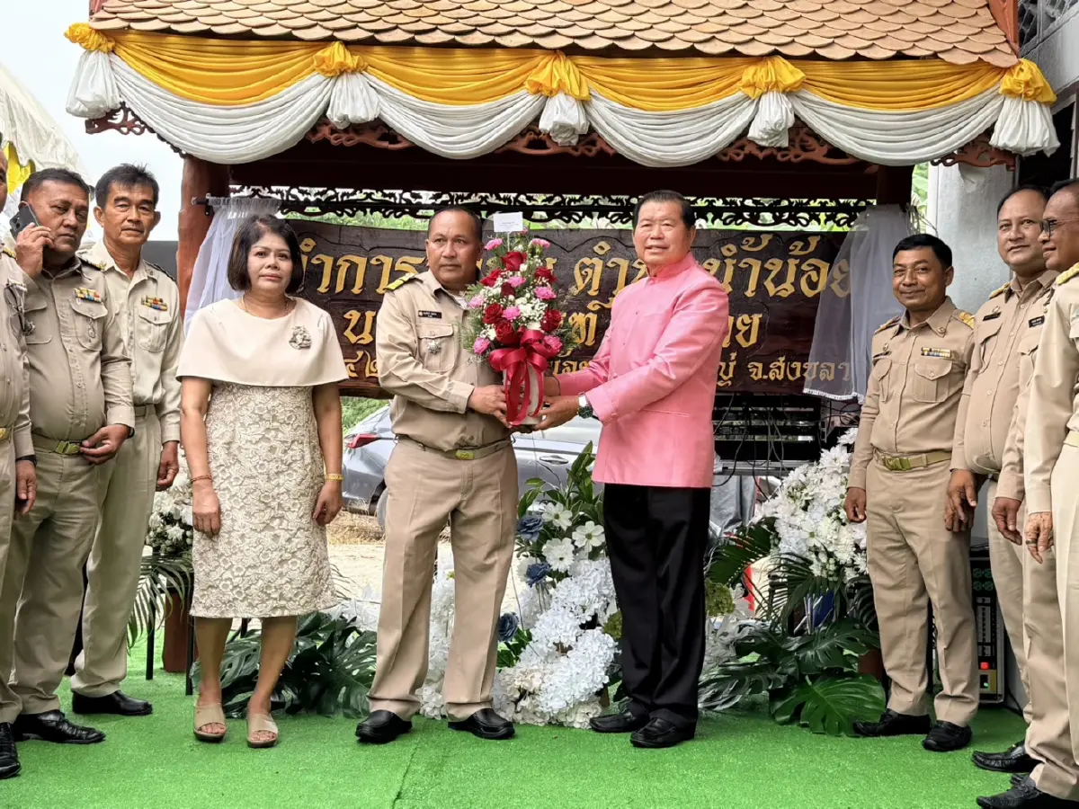 นายนิพนธ์ บุญญามณี 