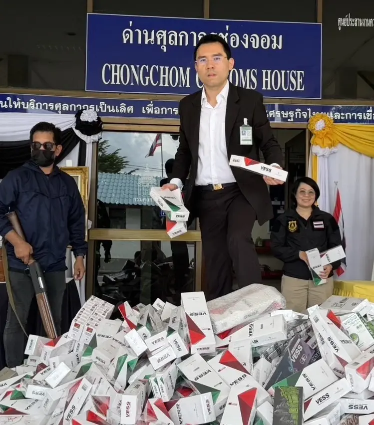 เปิดยุทธการ “นายแน่มาก”! ศุลกากรช่องจอม แท็กทีม ไปรษณีย์โคราช ยึดบุหรี่เถื่อน-ปลอม 4 เดือน 30,000 แท่ง มูลค่ากว่า 30 ล้าน