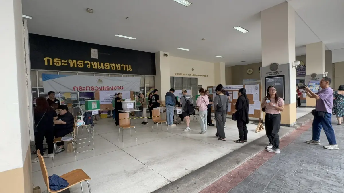 ร่วมกำหนดอนาคต! "นายจ้าง-ผู้ประกันตน" ทยอยลงคะแนนเลือก "บอร์ดประกันสังคม" มาบริหารกองทุนคึกคัก
