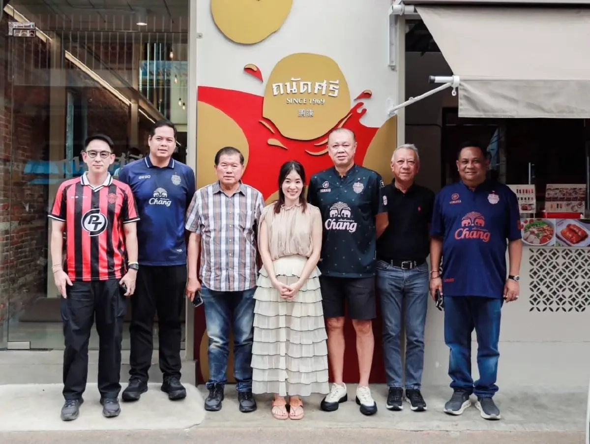 “นิพนธ์-สรรเพชญ” พร้อม “พิพัฒน์-วรศิษฏ์ ต้อนรับ “เนวิน” พร้อมทัพ บุรีรัมย์ ยูไนเต็ด ฟาดแข้งทีมฟุตบอลปัตตานี เอฟซี