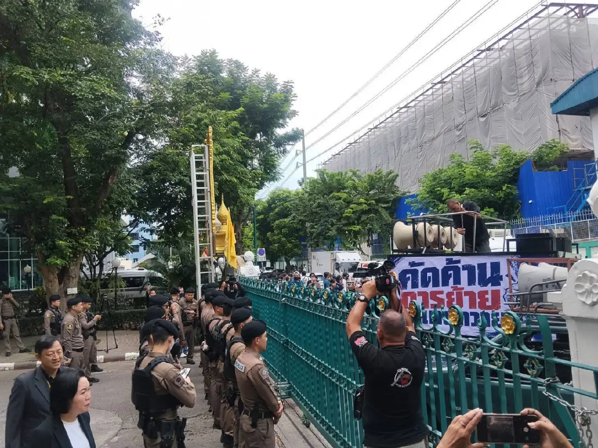 อุเทนถวายบุก อว. ค้านย้ายที่เรียน จุฬาฯ ยันพัฒนาเพื่อสาธารณะ