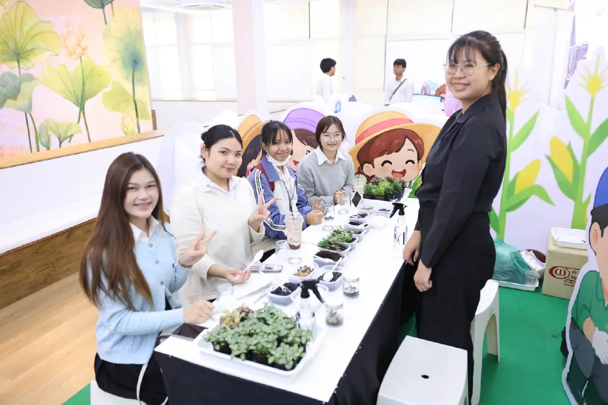 "ยศชนัน” ร่วมยินดี วช. ครบรอบ 67 ปี เปิดเวที NRCT Forum 2026 ผนึกพลังวิจัยและนวัตกรรมไทย สร้างความมั่นคงทางเทคโนโลยี ขับเคลื่อนประเทศสู่อนาคตอย่างยั่งยืน