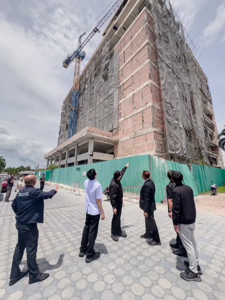 ข่าวดีชาวสงขลา! อาคาร 9 ชั้น รพ.สงขลา ได้ผู้รับจ้างใหม่ วงเงิน 316.5 ล้าน เตรียมลุยปลายปี หลังผู้รับจ้างเดิมทิ้งงาน