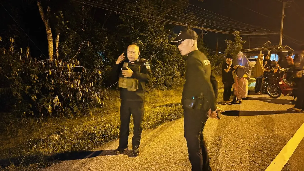 อุกอาจ! 2 คนร้ายลอบยิง "ร.ต.ท." เสียชีวิต ขณะขี่ จยย.กลับบ้าน ในพื้นที่ อ.รือเสาะ นราธิวาส