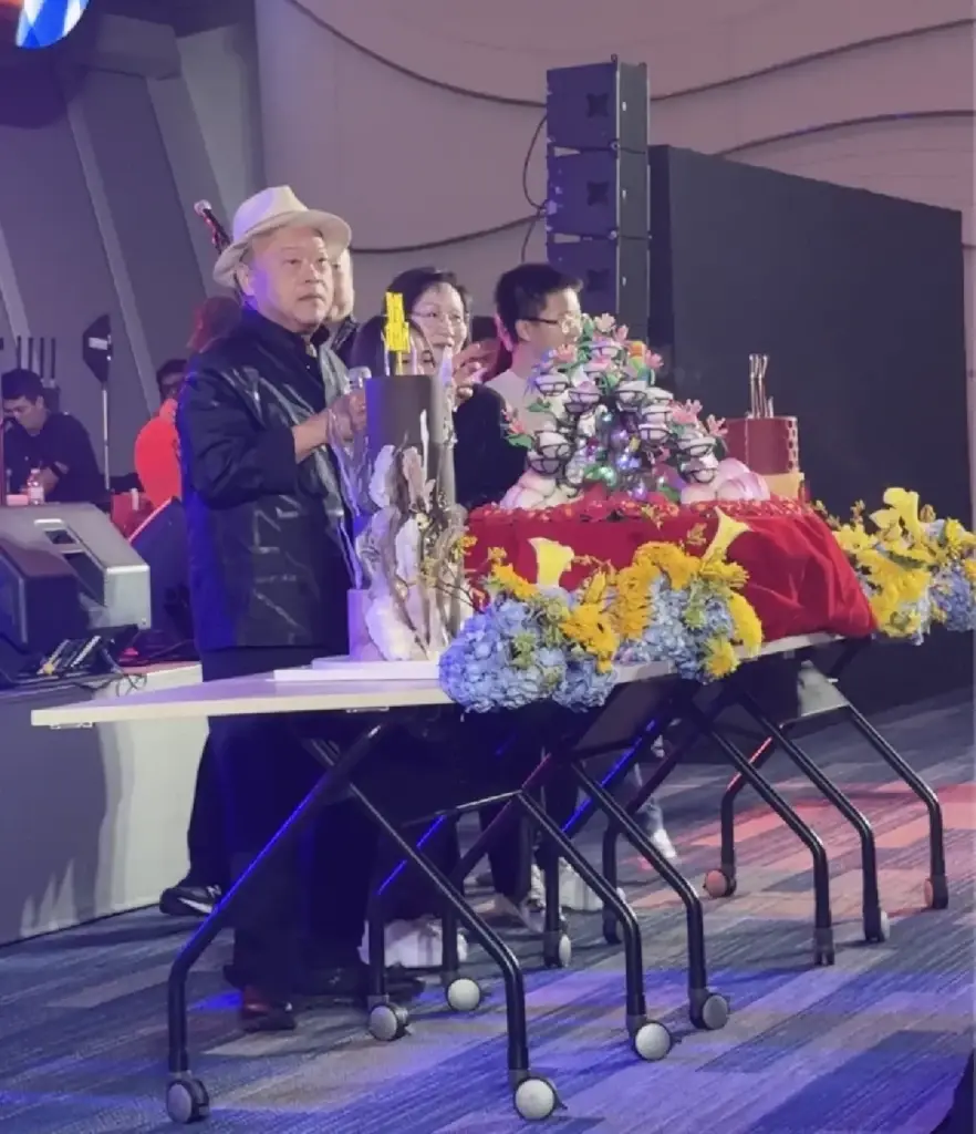 "เจ้าสัวคีรี" เปิดใจงานวันเกิดครบรอบ 76 ปี เล่าชีวิตใหม่ หลังปลูกถ่ายไต