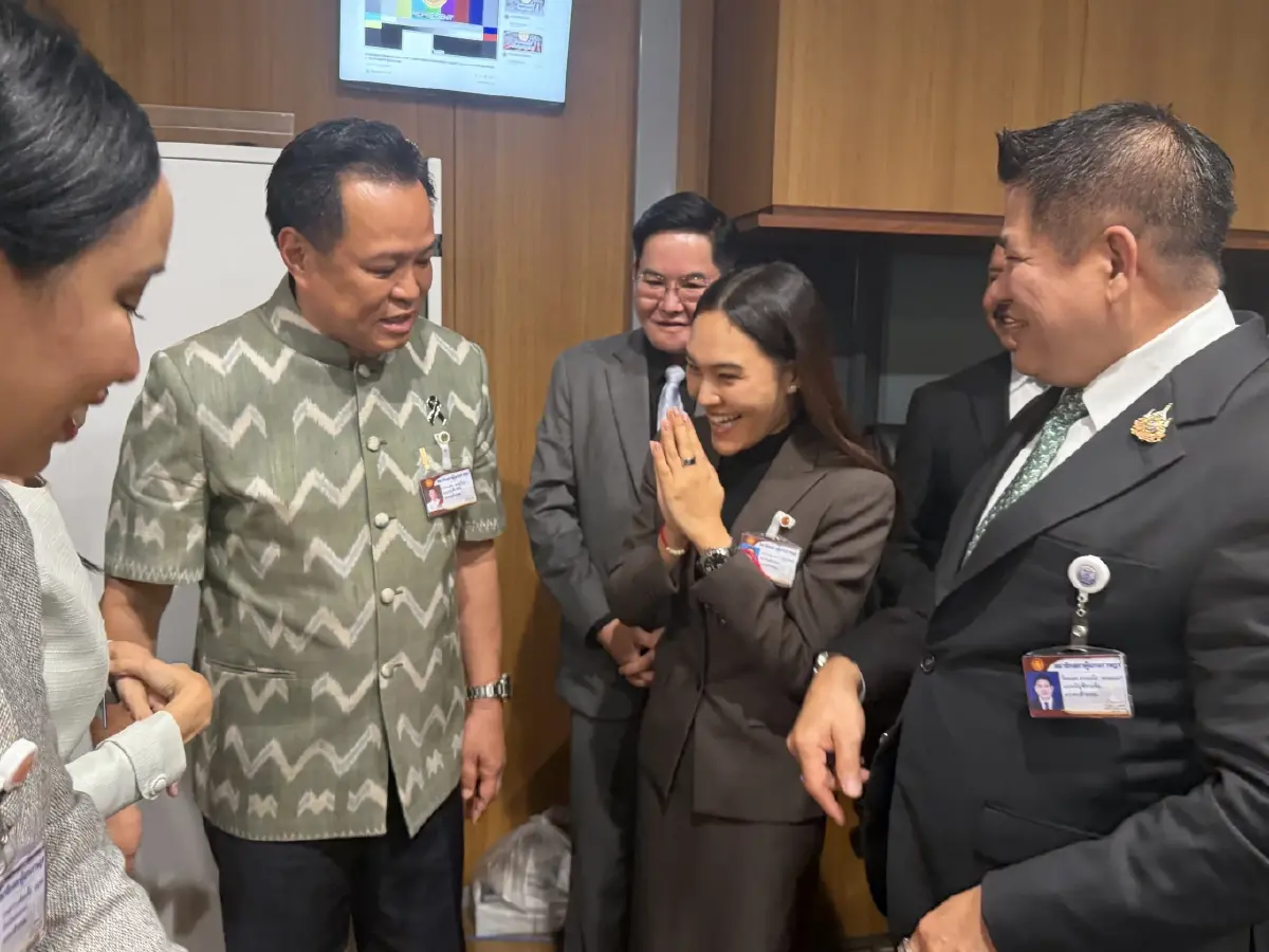 จับตาปรากฏตัวร่วมกันครั้งที่ 2 สะพัดดึงร่วมรัฐบาล "ครม.หนู 2"