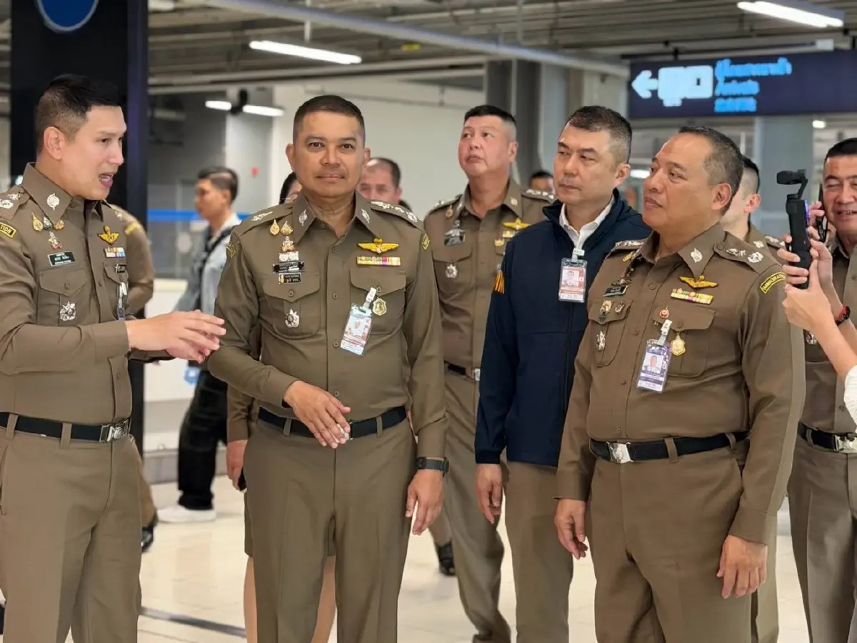 ผบช.สตม.ร่วมกับสุวรรณภูมิ ตั้งศูนย์วันสต็อปเซอร์วิส รับแจ้งปัญหา รวมถึงกระเป๋าตกค้าง