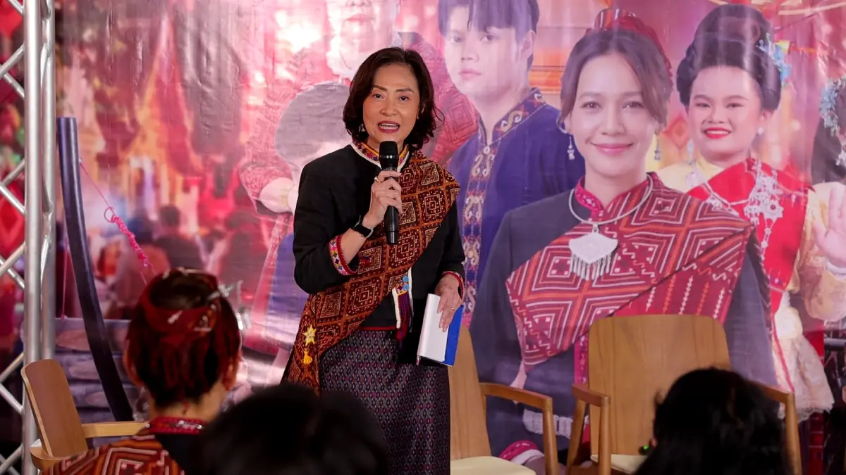 ดร.สรวงมณฑ์ สิทธิสมาน ประธานมูลนิธิสื่อสานพลังชุมชนและหัวหน้าโครงการวิจัย