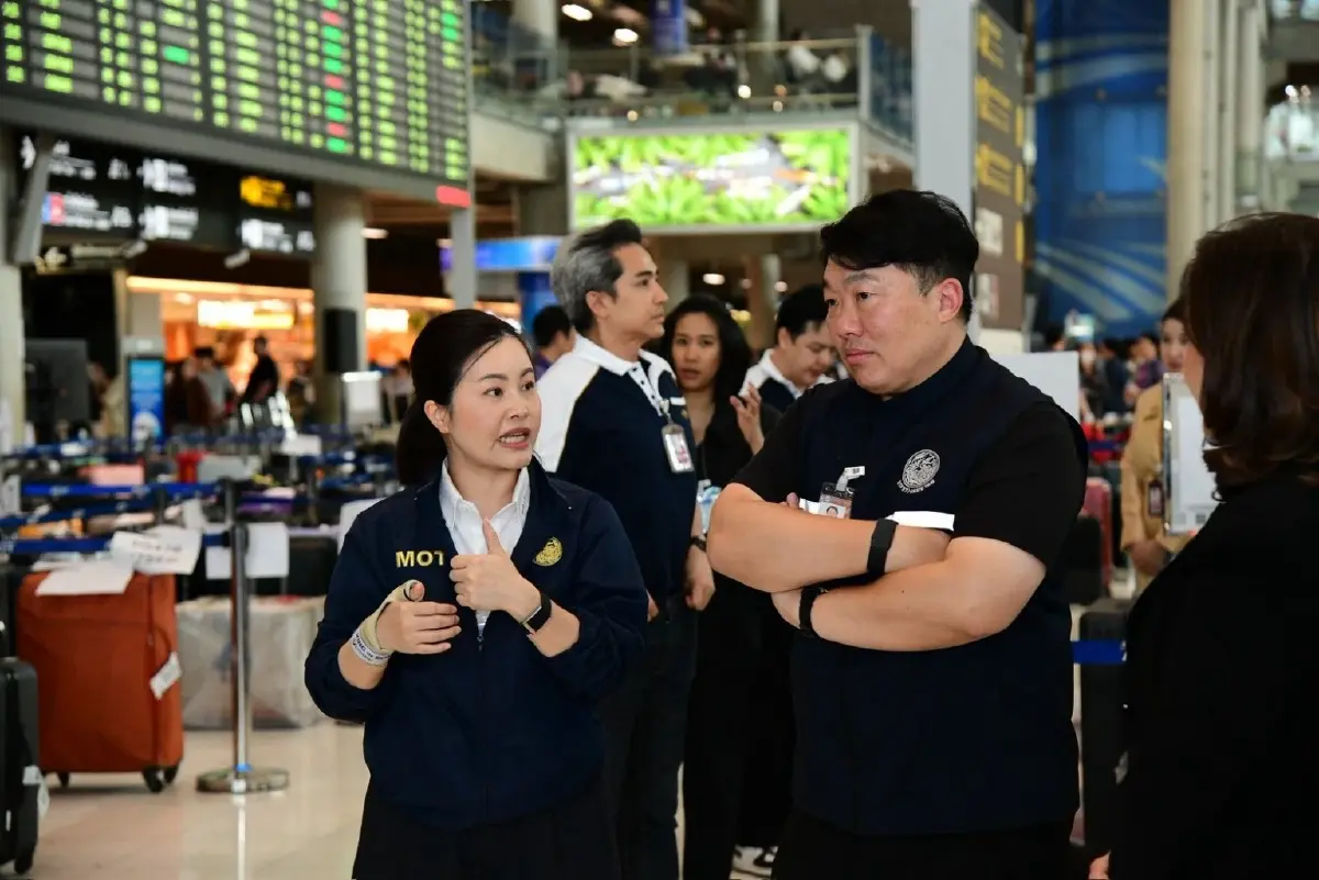 'พิพัฒน์' นั่งหัวโต๊ะแก้ปัญหากระเป๋าสัมภาระตกค้างสุวรรณภูมิ  เร่งช่วยเหลือเยียวยาผู้โดยสาร