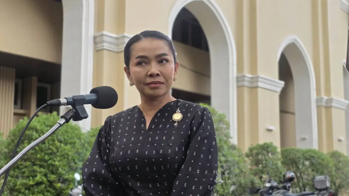 “สุขสมรวย” อวยพรกลับ “ไอซ์ รักชนก” ถือว่าเจ๊ากัน แจงจ่อฟ้อง “ทนายอั๋น” เรื่องใหม่ ไม่หวั่นศึกซักฟอก ยันไม่ต้องติว พร้อมชี้แจงทุกประเด็น!