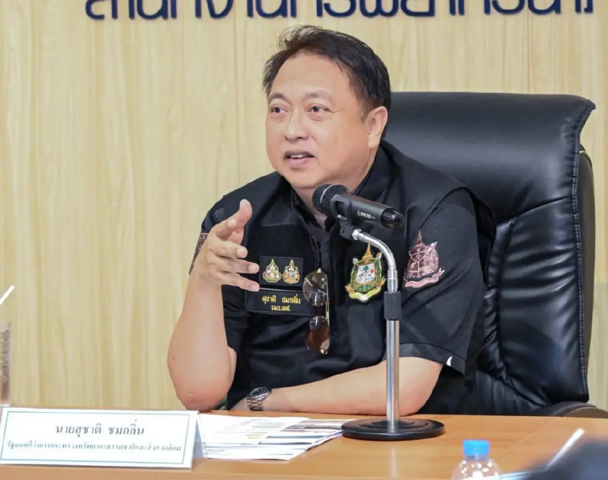 "สุชาติ" สั่ง คพ. เร่งคุมฟิล์มน้ำมันปราจีนบุรี สนธิกำลังสกัด "ปนเปื้อนแม่น้ำ ย้ำ เฝ้าระวังคุณภาพน้ำต่อเนื่อง