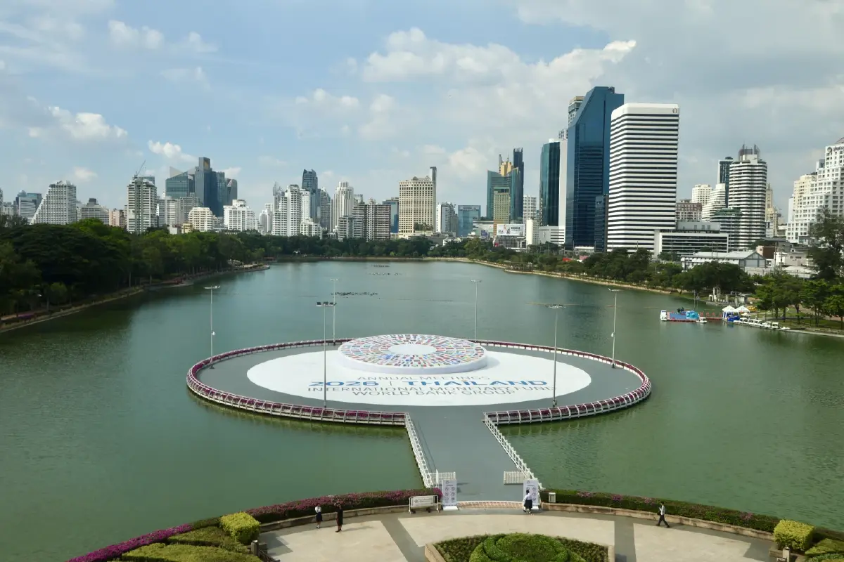ไทยพร้อมจัด IMF-World Bank 2026 ชู Green Meeting ใช้ EV 320 คัน คาดลดคาร์บอน 95.8 ตัน