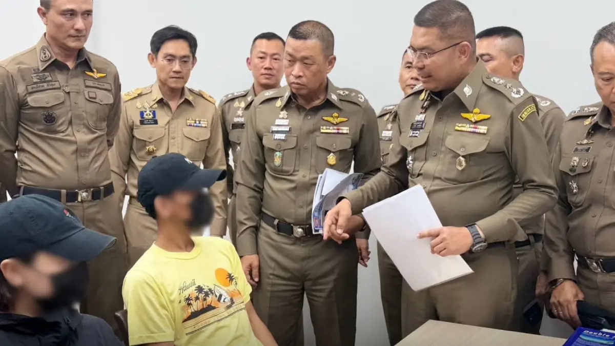 บุกจับชาวจีน หนีหมายอินเตอร์โพลเปิดพนันออนไลน์ 1.5 พันล้าน กบดานพัทยา