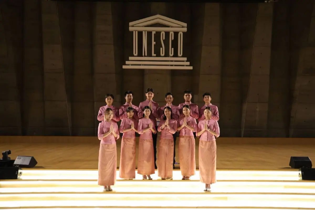 รมว.วัฒนธรรม ดัน "ชุดไทย" เจิดจรัสบนเวที UN โชว์พลัง 12 เยาวชนไทย
