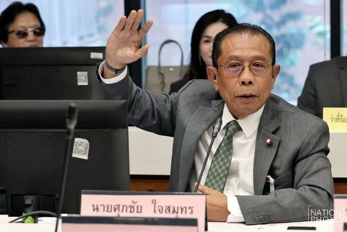 กมธ.กฎหมาย ป่วน! “ศุภชัย” นำทีมสีน้ำเงินขวางสอบ “ไอเดียร์-สามี” - ซัด “โรม“ ใช้อำนาจพลการ-ไร้มติที่ประชุม – “โรม” ยอมรับข้อทักท้วงเป็นสิ่งสำคัญ แต่ขอพิจารณาคราวหลัง