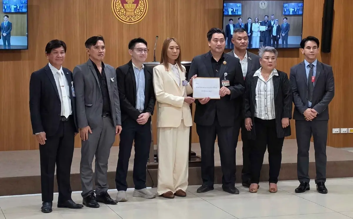 "รสรินทร์" ทวงงบฟื้นสะพานผาเต่า อุตรดิตถ์ พายุซัดขาดสูญ 13 ล้าน