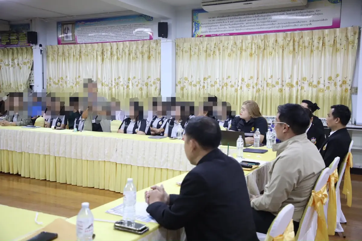 รมช.ศธ.ขอ 7 วันร่าง MOU สมานร้าว "พุทธิรังสีฯ-แตงโม ยูไนเต็ด"