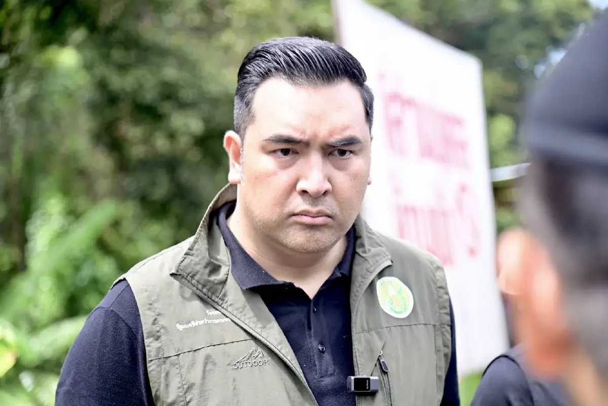 “วัชระพล” ลุยป่าตอง สั่ง ส.ป.ก. เร่งพิสูจน์สิทธิ์ที่ดิน 60 ไร่ จ่อฟันผู้บุกรุกปักป้ายห้ามเข้า