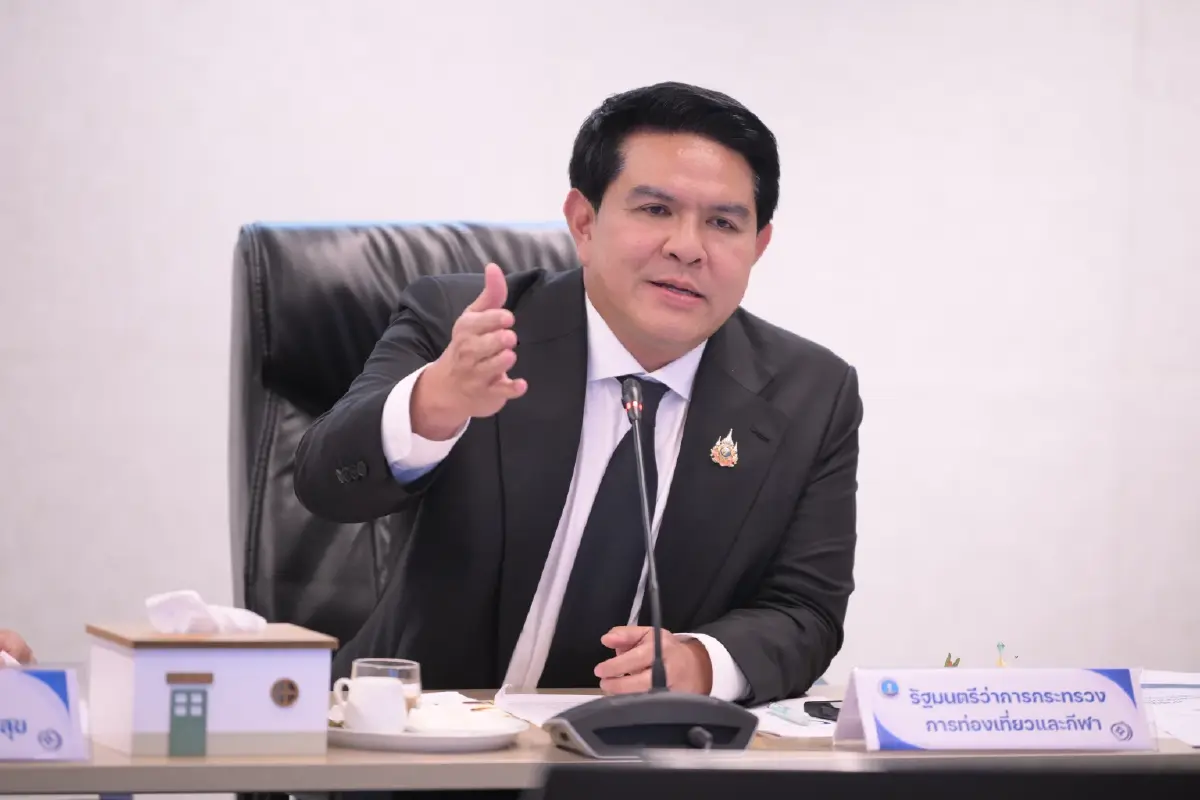 สุรศักดิ์ พันธ์เจริญวรกุล รัฐมนตรีว่าการกระทรวงการท่องเที่ยวและกีฬา