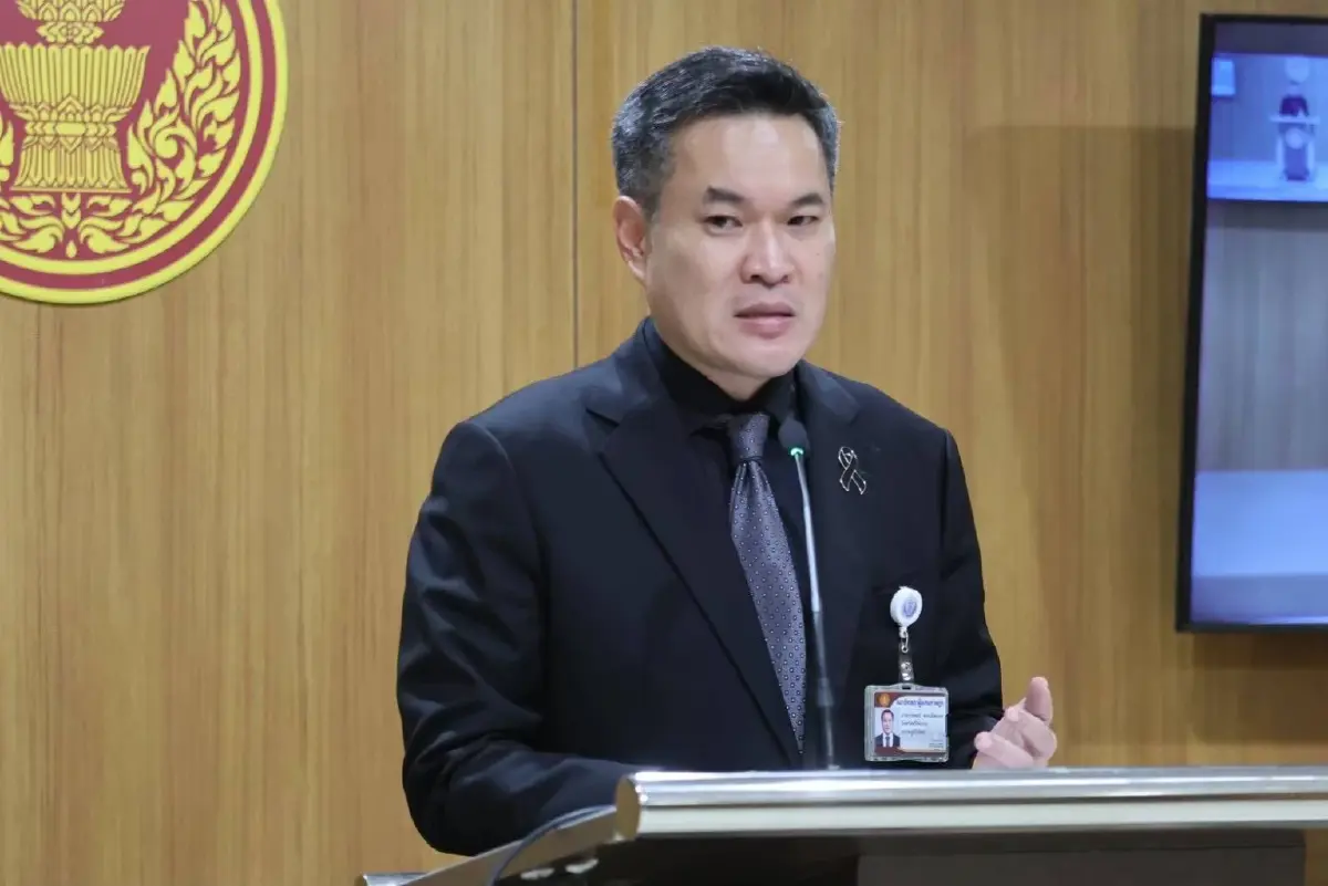 อาสพลธ์ สรรณ์ไตรภพ ส.ส.ศรีสะเกษ พรรคภูมิใจไทย และ ประธานคณะกรรมาธิการการป้องกันและปราบปรามการทุจริตประพฤติมิชอบ (กมธ.ป.ป.ช.) สภาผู้แทนราษฎร 