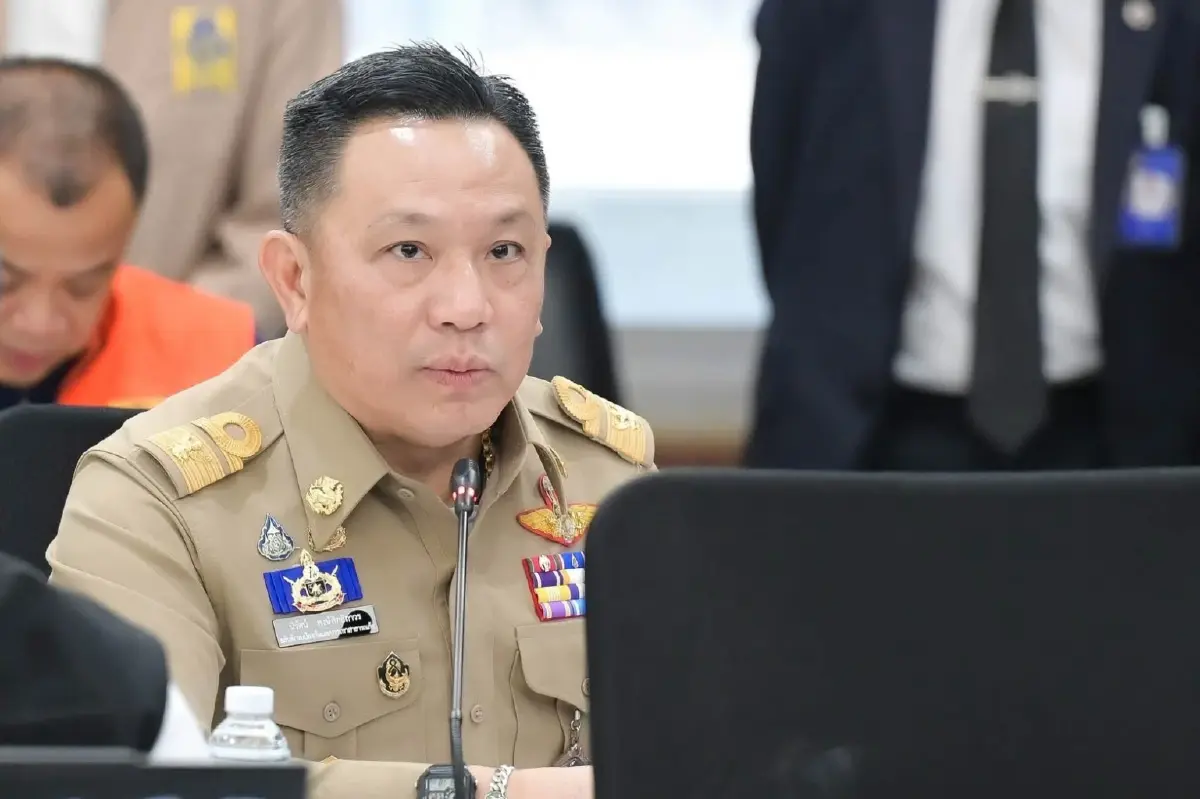  นายนิรัตน์ พงษ์สิทธิถาวร อธิบดีกรมป้องกันและบรรเทาสาธารณภัย